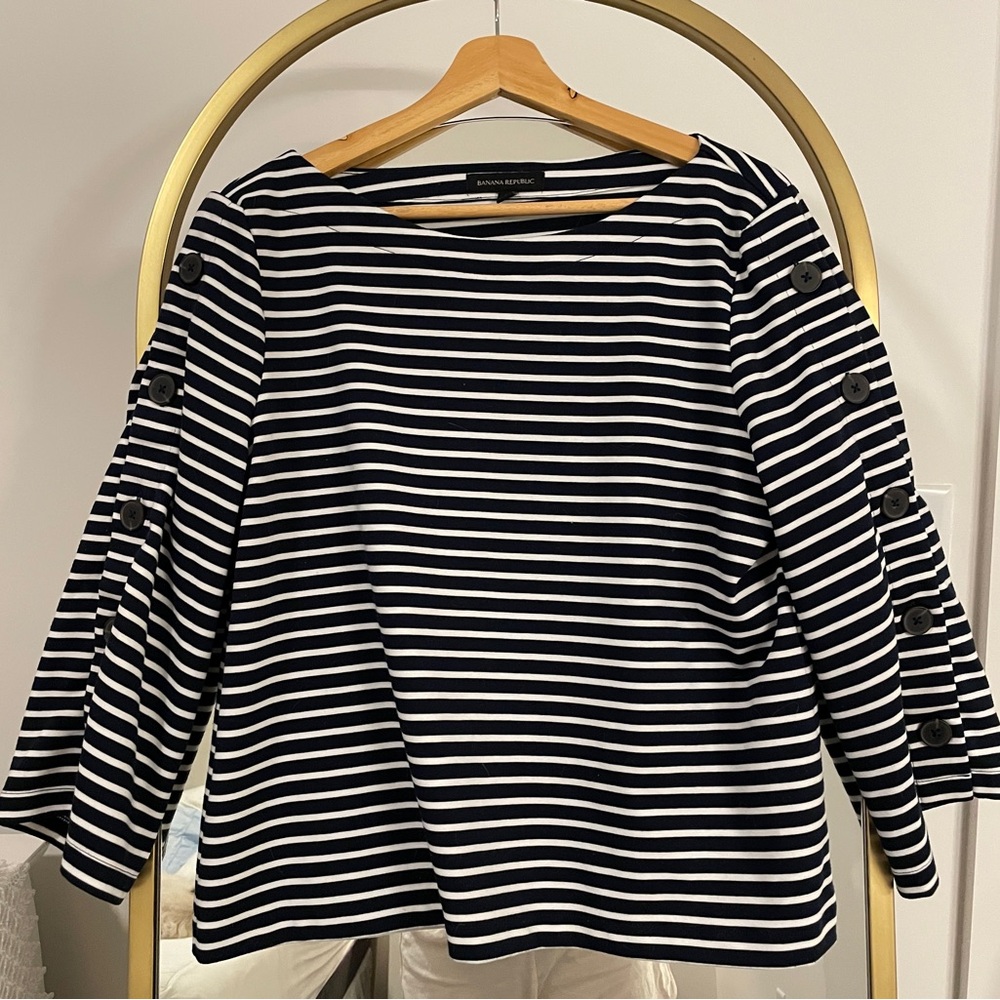 Banana Republic Striped Long Sleeve Navy and White Boat Tee